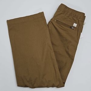 Vuori Ripstop Wideleg Cropped Pants in Tobacco | Women's Small
